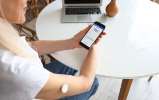 viralmd-CGM-For-The-Non-Diabetic-Using-Blood-Sugar-Data-To-Hack-Your-Afternoon-Slump